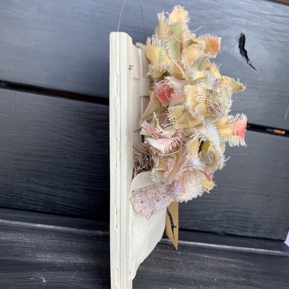 NWOT Hanging Flower Pocket - Picture 4 of 7